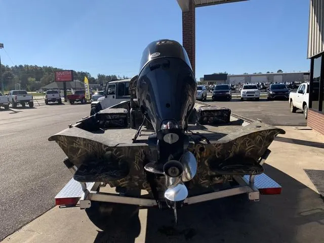 Slide: The Image of War Eagle 961 Blackhawk 2025 - 7