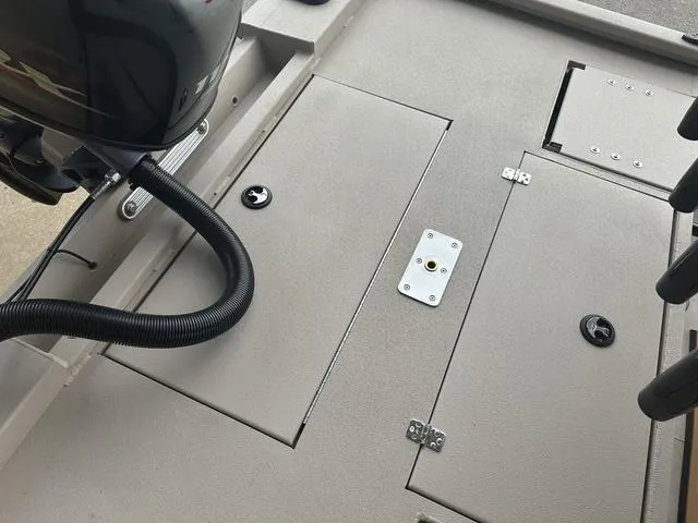 Slide: The Image of Avid 19 FSX 2025 - 15