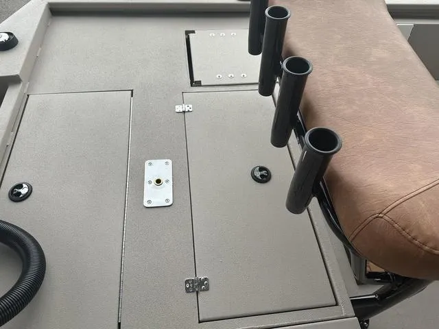 Slide: The Image of Avid 19 FSX 2025 - 16