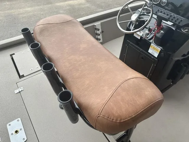 Slide: The Image of Avid 19 FSX 2025 - 17