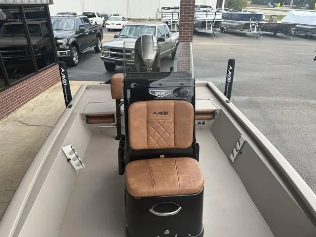 Slide: The Image of Avid 19 FSX 2025 - 22