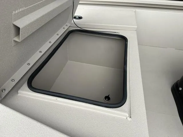 Slide: The Image of Avid 19 FSX 2025 - 5