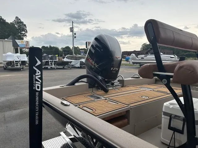 Slide: The Image of Avid 21 Fusion 2024 - 10