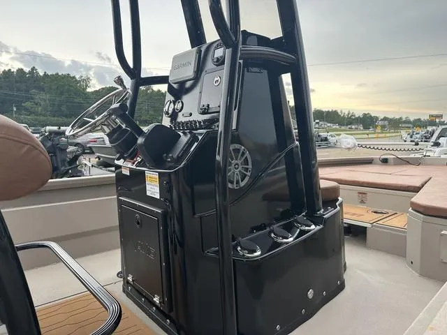 Slide: The Image of Avid 21 Fusion 2024 - 13