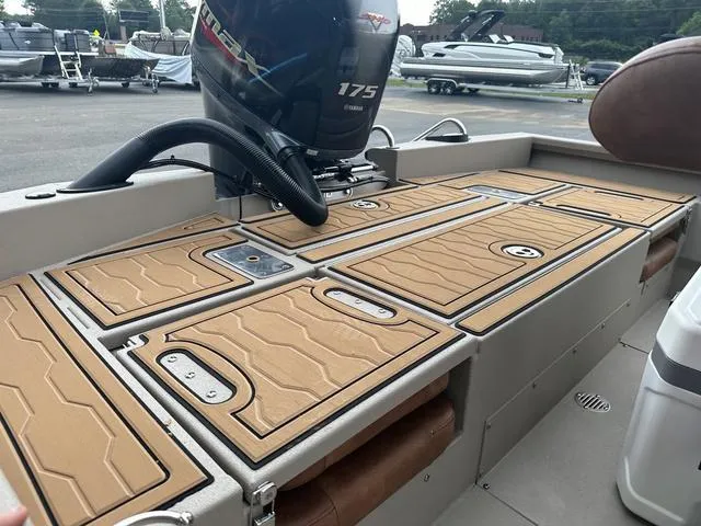 Slide: The Image of Avid 21 Fusion 2024 - 17