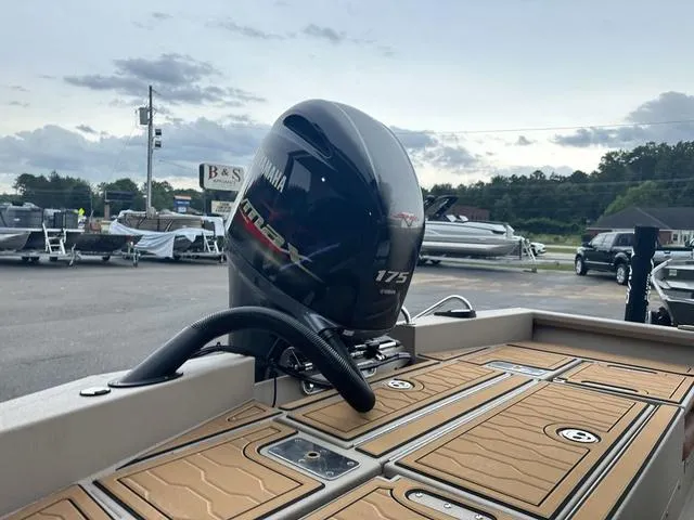 Slide: The Image of Avid 21 Fusion 2024 - 18