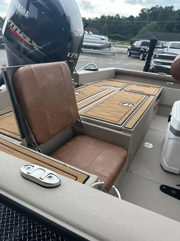 Slide: The Image of Avid 21 Fusion 2024 - 19