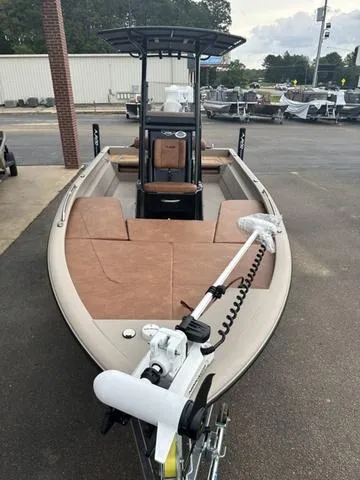 Slide: The Image of Avid 21 Fusion 2024 - 2