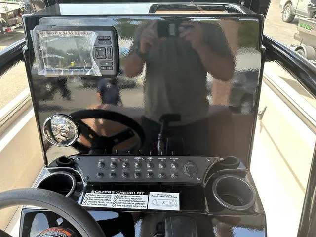 Slide: The Image of Avid 20 Rogue CC 2026 - 17