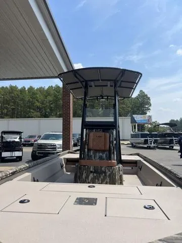 Slide: The Image of Avid 20 ROGUE CC 2024 - 14