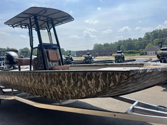 Slide: The Image of Avid 20 ROGUE CC 2024 - 15