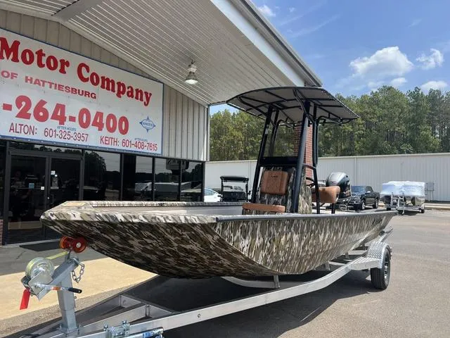 Slide: The Image of Avid 20 ROGUE CC 2024 - 3