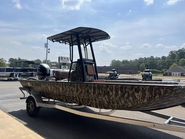 Slide: The Image of Avid 20 ROGUE CC 2024 - 5