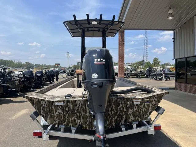 Slide: The Image of Avid 20 ROGUE CC 2024 - 8