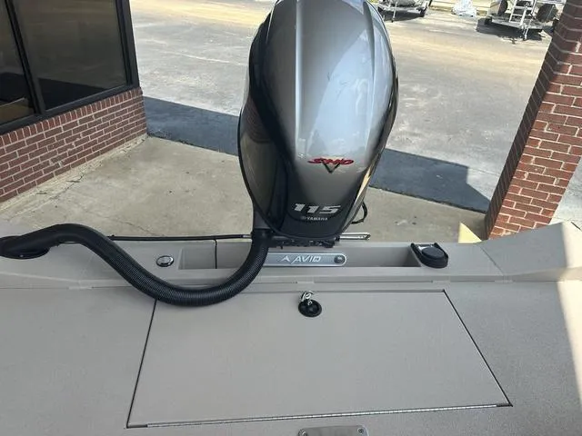 Slide: The Image of Avid 20 ROUGE 2024 - 5