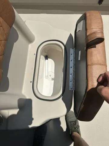 Slide: The Image of Avid 20 ROUGE 2024 - 7