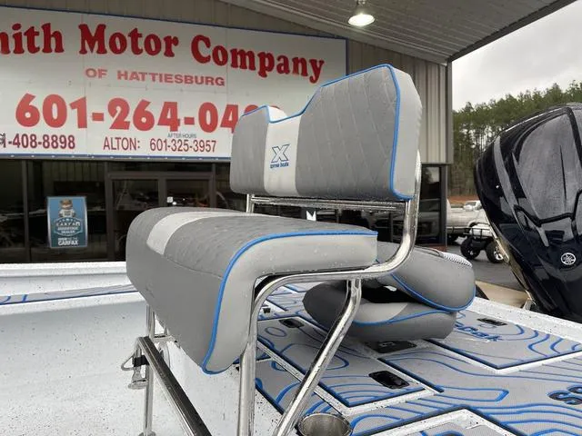 Slide: The Image of Xpress X23B Lounge 2024 - 22