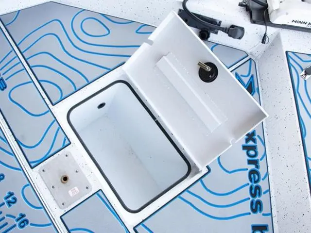 Slide: The Image of Xpress X23B Lounge 2024 - 3