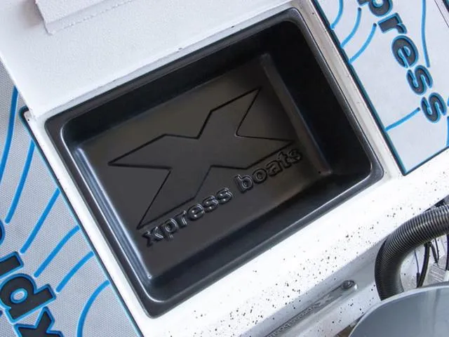 Slide: The Image of Xpress X23B Lounge 2024 - 4