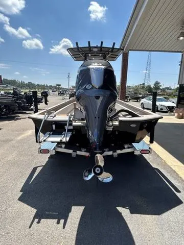 Slide: The Image of Avid 23 Fusion 2025 - 7