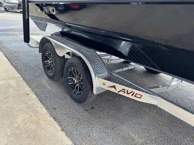 Slide: The Image of Avid 23 FS Magnum 2025 - 10