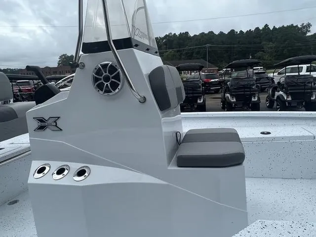 Slide: The Image of Xpress H20B 2024 - 10