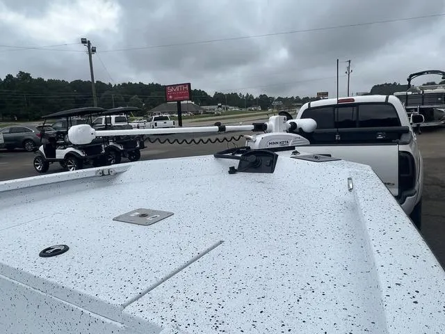 Slide: The Image of Xpress H20B 2024 - 11