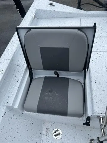 Slide: The Image of Xpress H20B 2024 - 28