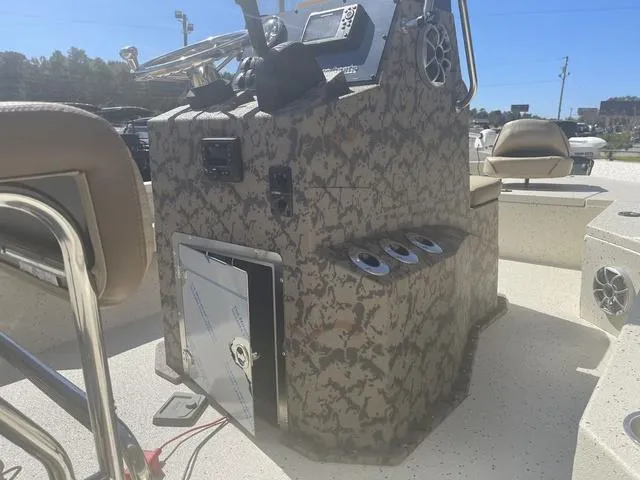 Slide: The Image of Xpress H20B 2024 - 10