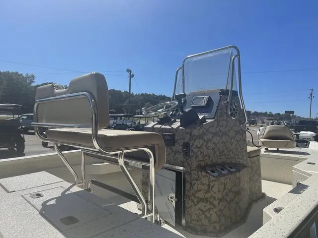 Slide: The Image of Xpress H20B 2024 - 18