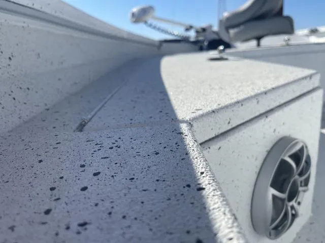 Slide: The Image of Xpress H22B 2025 - 5