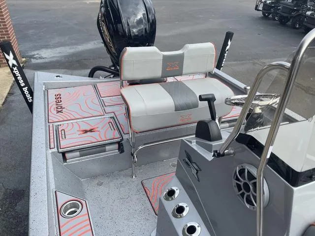 Slide: The Image of Xpress H22 2025 - 15