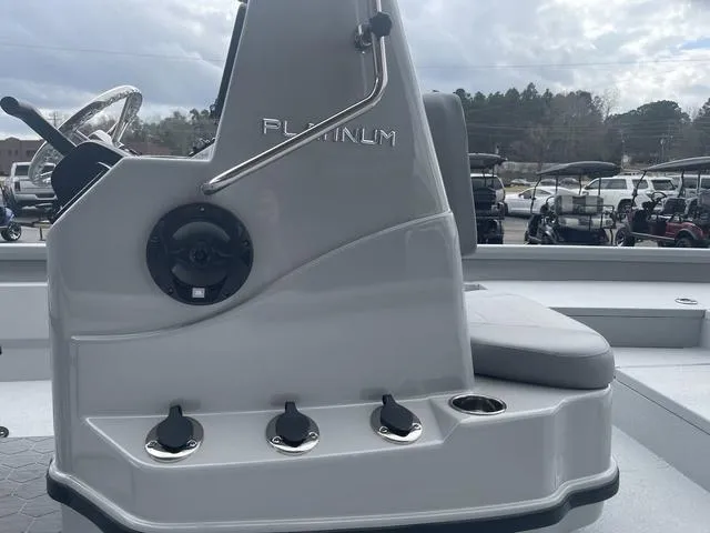 Slide: The Image of Avid 21 Mag 2024 - 10