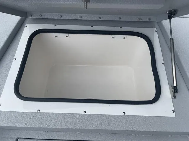 Slide: The Image of Avid 21 Mag 2024 - 15