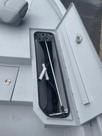 Slide: The Image of Avid 21 Mag 2024 - 16