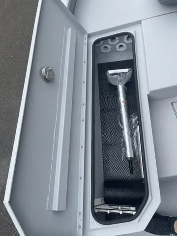 Slide: The Image of Avid 21 Mag 2024 - 17