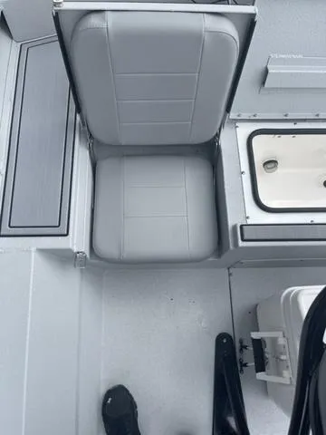 Slide: The Image of Avid 21 Mag 2024 - 22