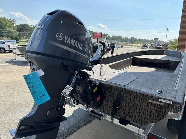 Slide: The Image of Xpress HD16DBX 2025 - 7