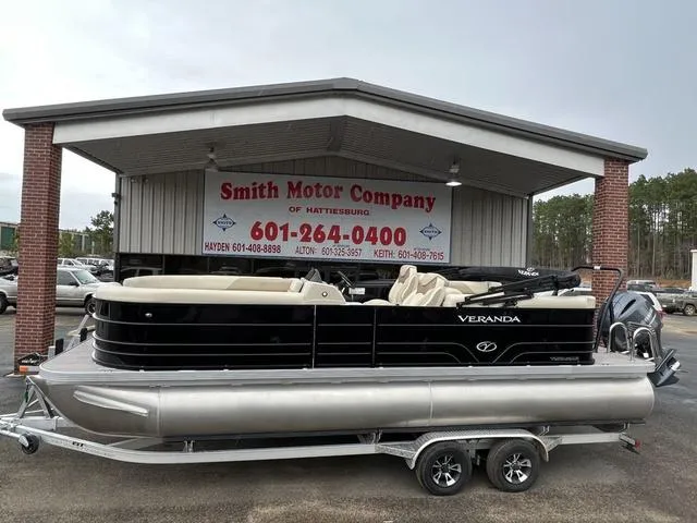 The Image of Veranda VISTA22RC Tri-Toon 2025 - 1