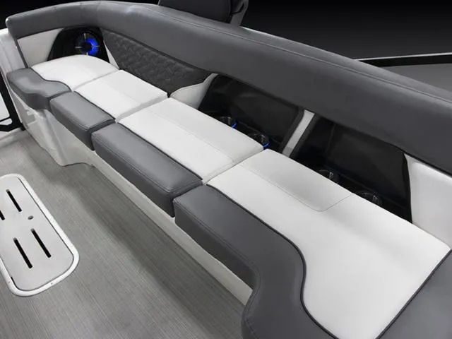 Slide: The Image of Veranda V One 2024 - 11