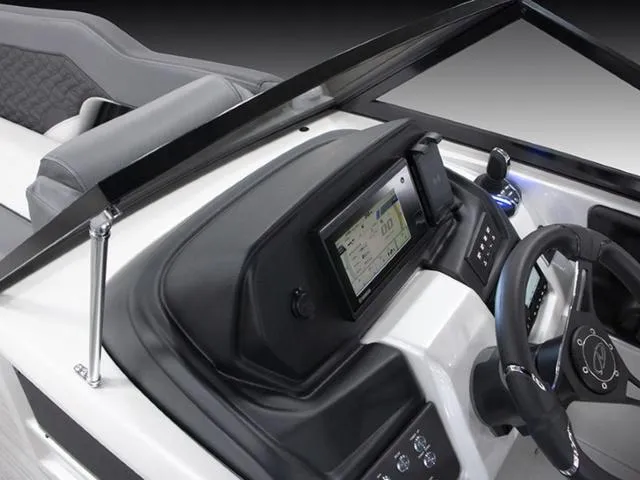 Slide: The Image of Veranda V One 2024 - 13