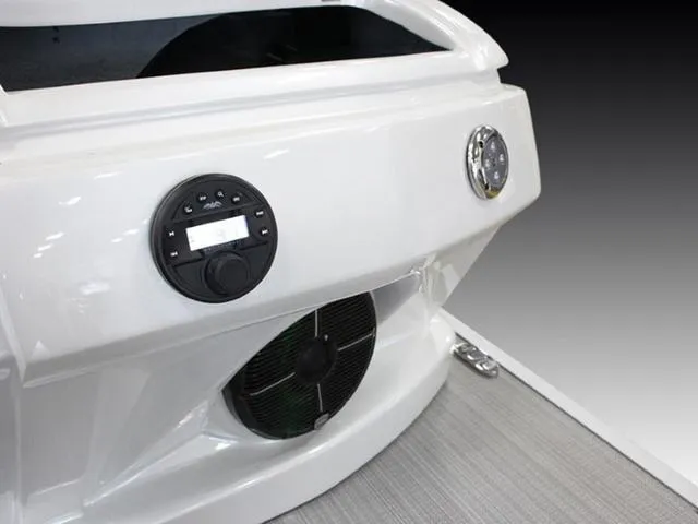 Slide: The Image of Veranda V One 2024 - 14