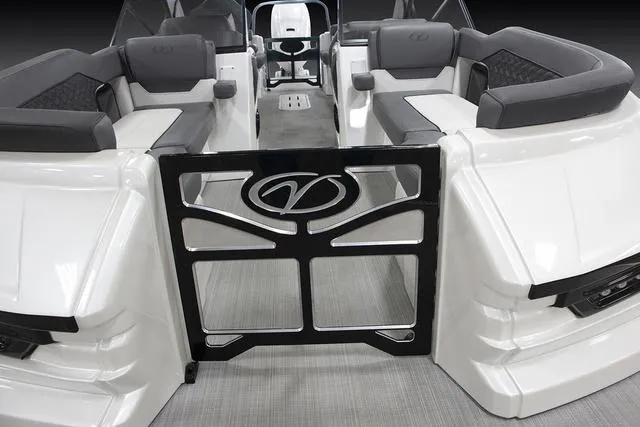 Slide: The Image of Veranda V One 2024 - 15