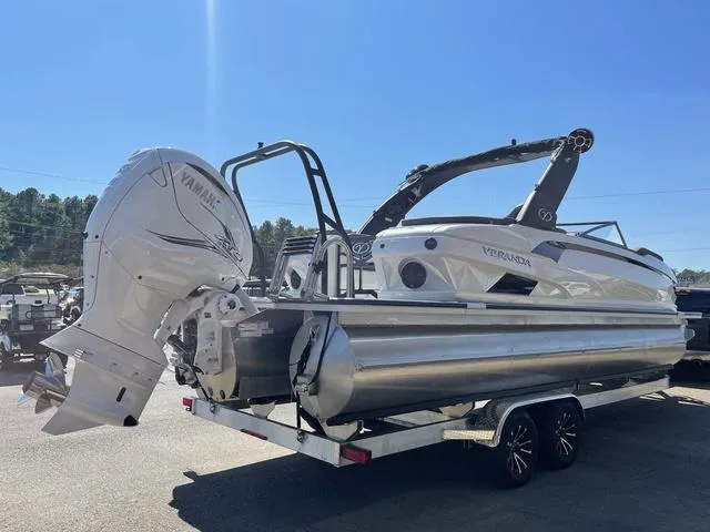 Slide: The Image of Veranda V One 2024 - 59