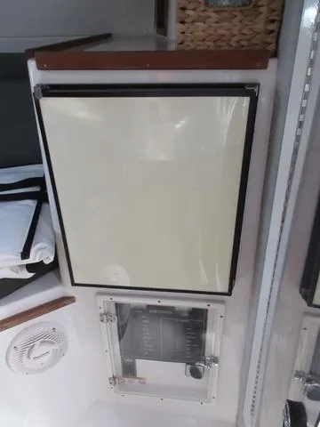 Slide: The Image of Contender 35 Side Console 2001 - 12