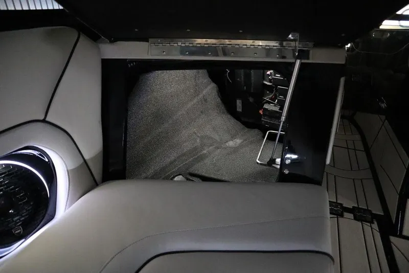 Slide: The Image of 2024 Centurion Ri230 interior storage compartment with sleek design and modern features. - 11