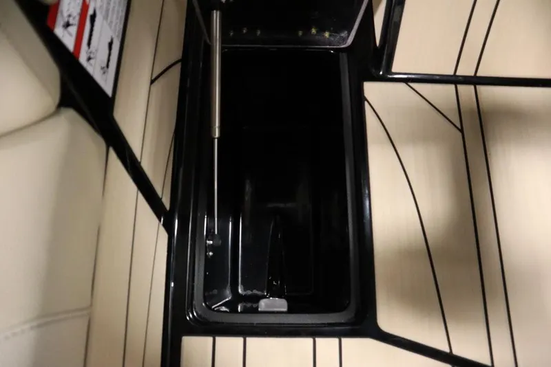 Slide: The Image of Centurion Ri230 2024 - 72