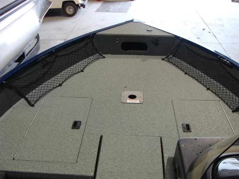 Slide: The Image of Lowe Fishing Machine 1775 2023 - 6