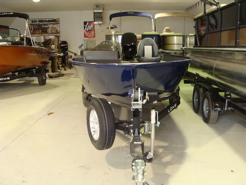 Slide: The Image of Lowe Fishing Machine 1775 2023 - 7