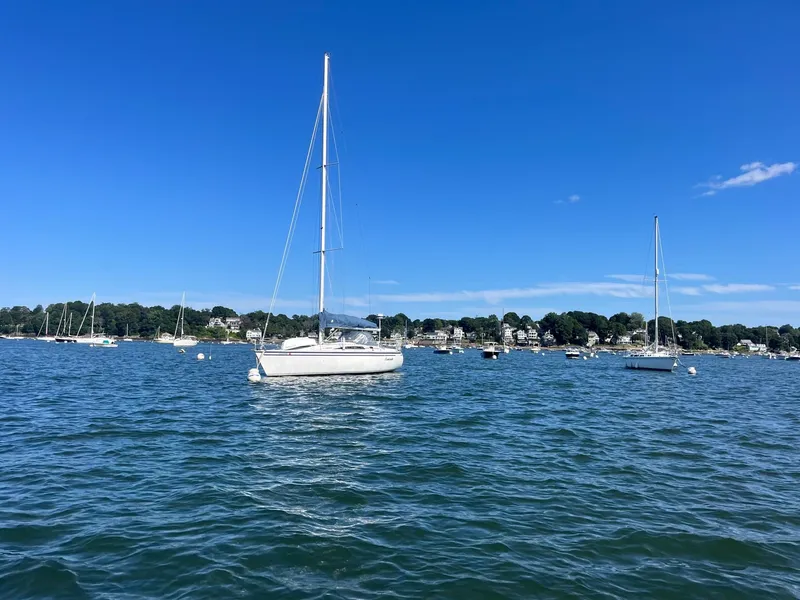 The Image of Hunter Legend 37 1987 - undefined